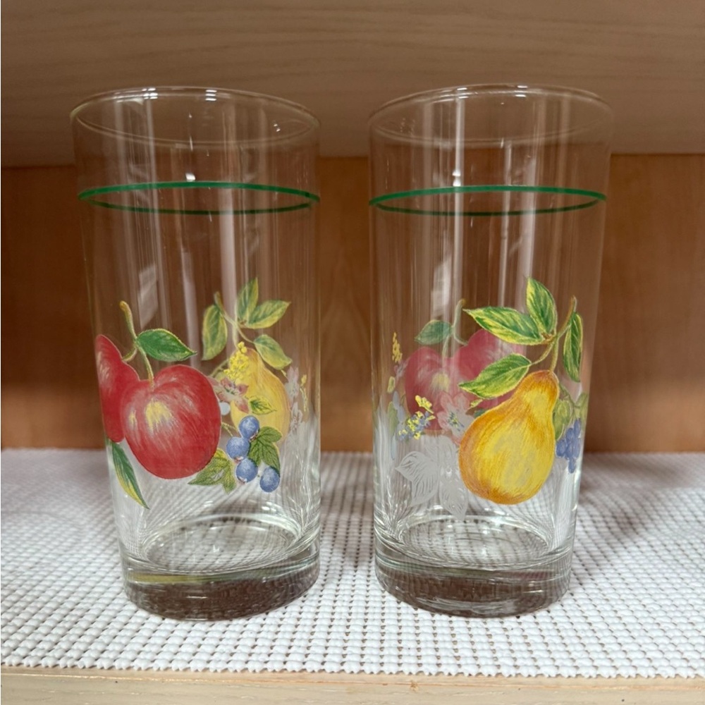 Fruit Patterned 7 Glass Cup Set - Picture 2 of 4